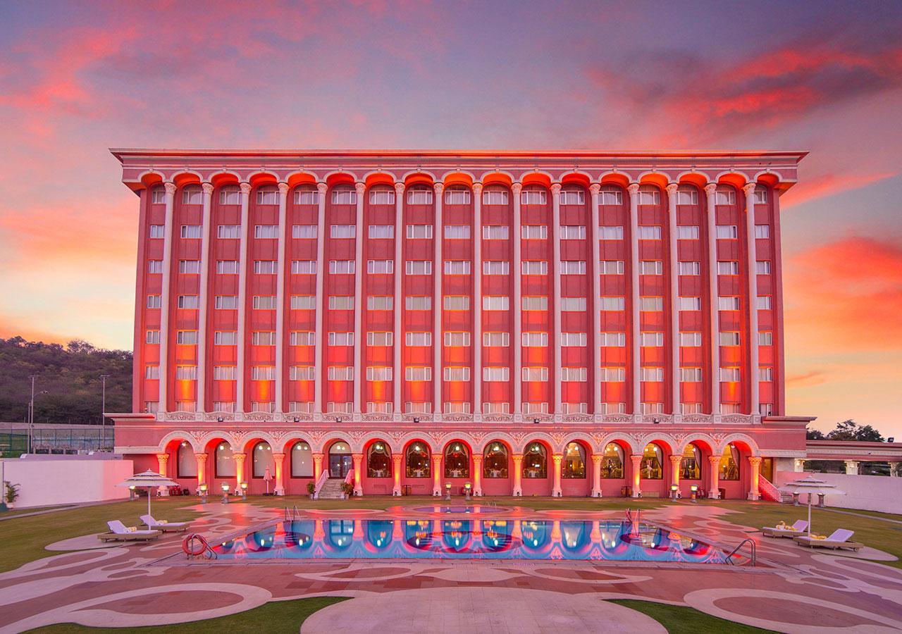 Ramoji Film City- Sitara Luxury Hotel Pedda Ambarpet Exterior foto