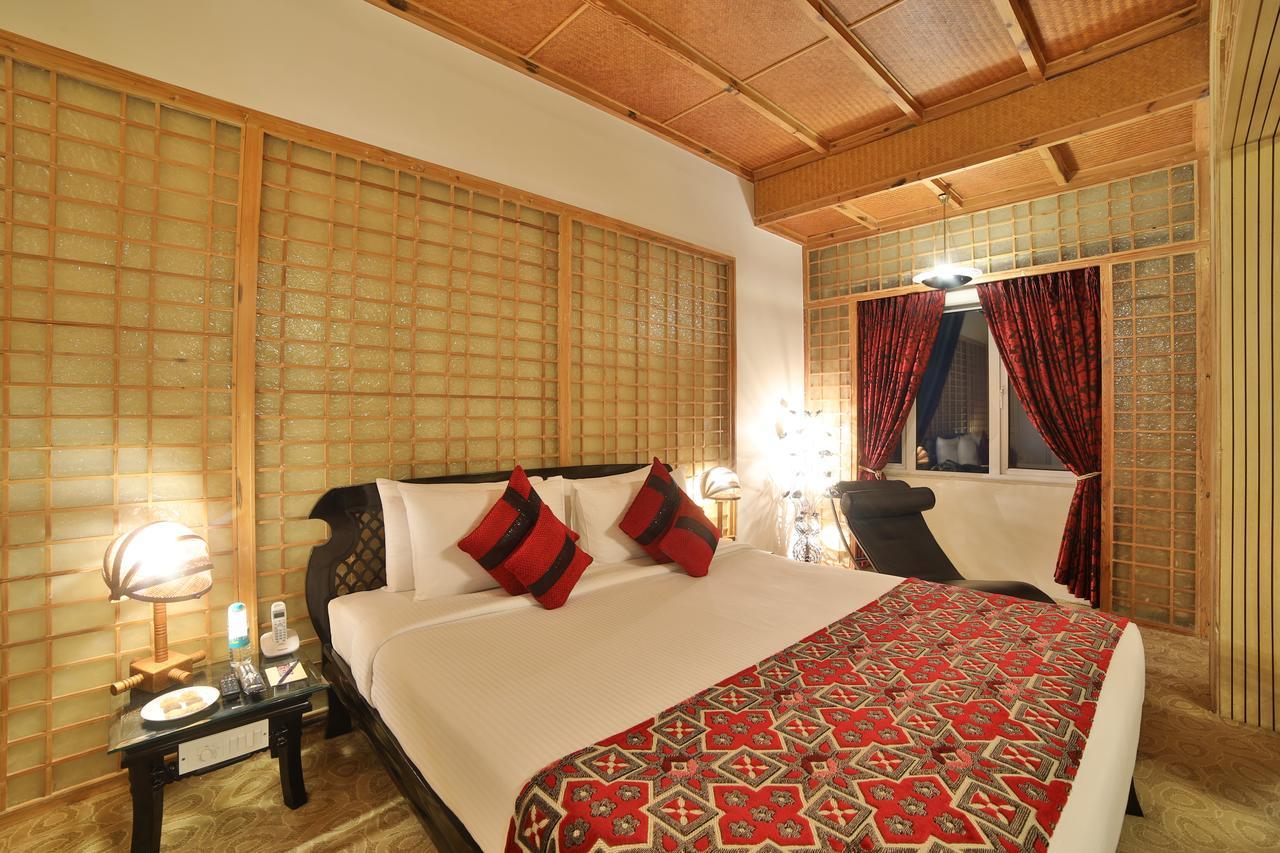 Ramoji Film City- Sitara Luxury Hotel Pedda Ambarpet Exterior foto