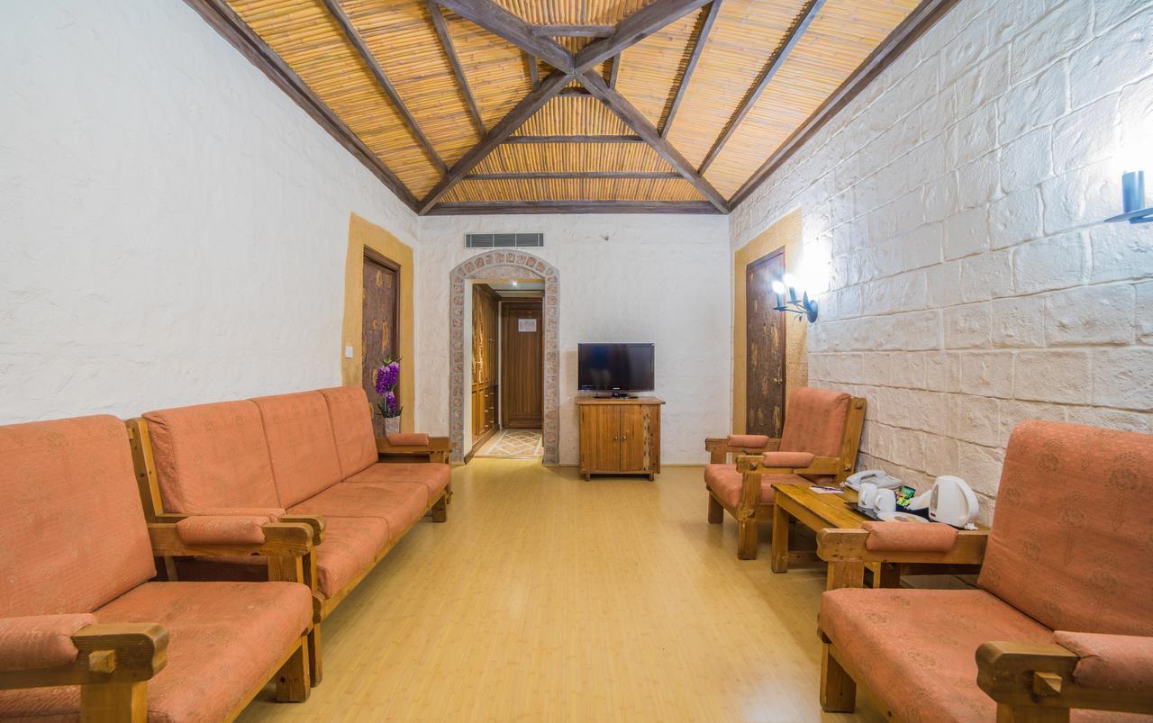 Ramoji Film City- Sitara Luxury Hotel Pedda Ambarpet Exterior foto