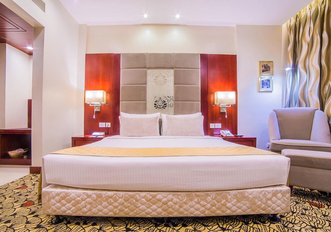 Ramoji Film City- Sitara Luxury Hotel Pedda Ambarpet Exterior foto